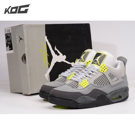 AJ 4 Retro SE "95 Neon" Size 40.5-46