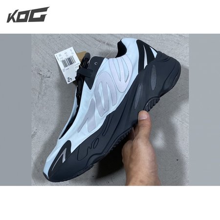 ADIDAS YEEZY BOOST 700 MNVN 36-48